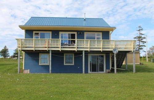 French River Casa | Dodd Place - Propiedad frente al mar recientemente renovada en French River
