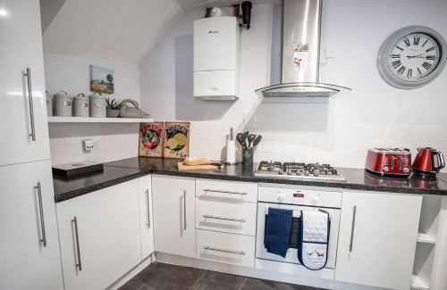 Combe Down Casa | Newly renovated Old bakery House in Bath, 3 Bedroom, FREE Parking
