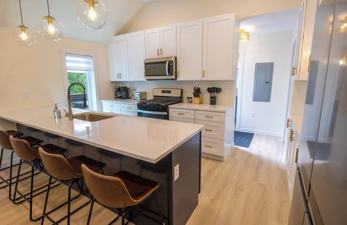 Michigan City Casa | Newly Renovated & Pet-friendly, Close to Lake Michigan w/ Yard