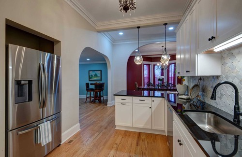 Skaneateles Casa | Newly renovated pet friendly 5-bedroom property! Walk to village!