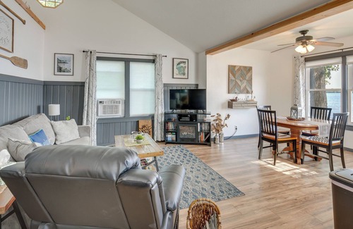Phelps Cabaña | Newly Renovated Phelps Gem: Bike, Hike & Fish