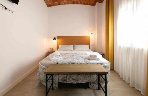 Sant Narcis Casa | Newly renovated room w Pool & BikeParking
