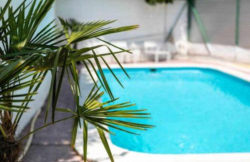 Sant Narcis Casa | Newly renovated room w Pool & BikeParking
