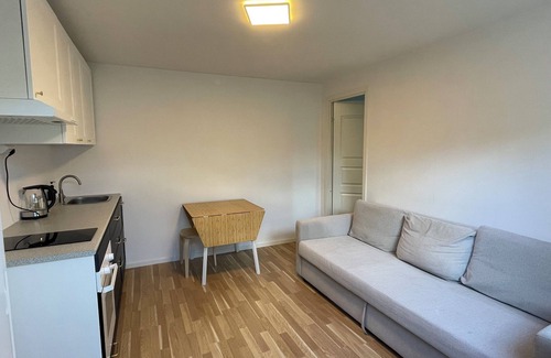 Jordbro Apartamento | Newly renovated 2-room apartment in a beautiful villa area