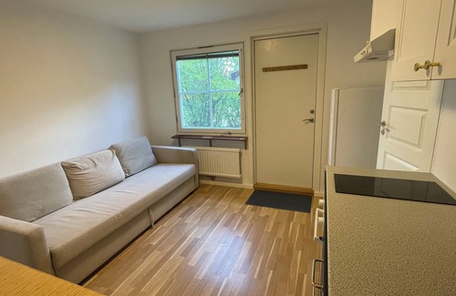 Jordbro Apartamento | Newly renovated 2-room apartment in a beautiful villa area