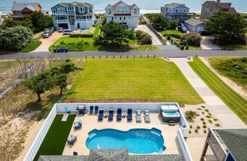 Carolina Dunes Casa | Newly Renovated Semi-Oceanfront Duck Home With Pool