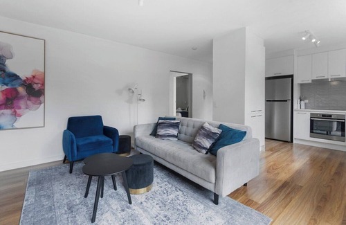 South Yarra Apartamento | Newly Renovated South Yarra 2BR Apt with parking