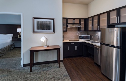 McNeil Condominio | Newly Renovated Space with Outdoor Pool Access