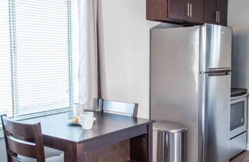 Melrose Apartamento | Nashville Studio w / pool - Juega en Melrose / 8th Ave
