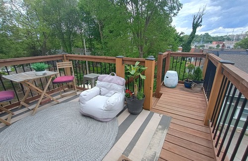 Kansas City Apartamento | Newly Renovated Stylish 3rd Floor Apartment 5 mins from Country Club Plaza