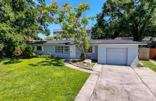 Orient Park Casa | Newly Renovated Tampa Home Near Hard Rock Casino!