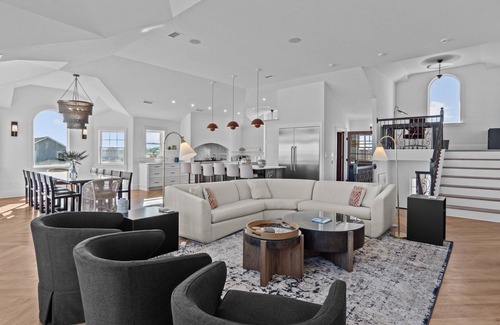 Carolina Dunes Casa | NEWLY RENOVATED! Ultimate Outer Banks oceanfront accommodation with lavish finishes and furnishings