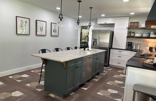 East Flat Rock Casa | Newly Renovated home just minutes from Downtown Hendersonville.