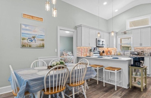 Ocean Isle Beach Casa | Newly Renovated 4-bedroom house with AC, WiFi in delightful Ocean Isle Beach