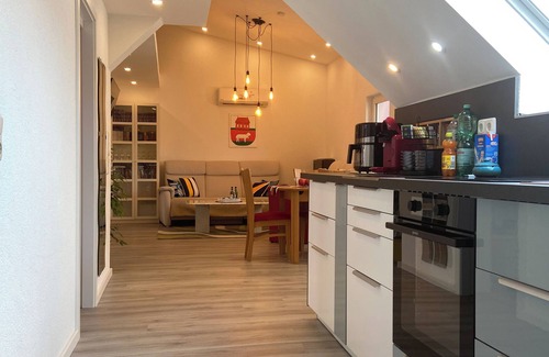 Diez Apartamento | Newly renovated vacation apartment with three bedrooms