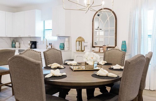 Government Hill Casa | Newly restored 5-bed, 3-bath home in downtown San Antonio, near Pearl District