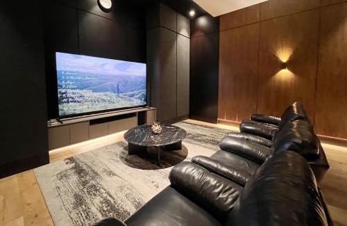 Jakarta Apartamento | Newly South Gate Studio Apt with Pool, Gym Netflix by 2ndHome