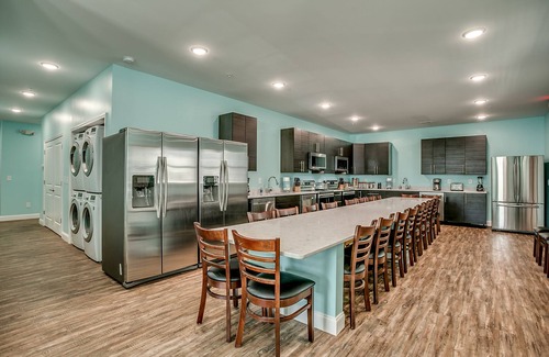 North Myrtle Beach Casa | TogetherResorts Cocina nueva / grande / teatro / sala de juegos / piscina privada / acceso a easybeach