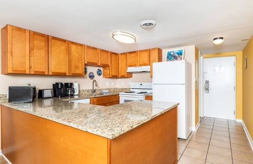 Midtown Ocean City Condominio | NEWLY UPDATED!! 2BR Condo Blocks to the Boardwalk