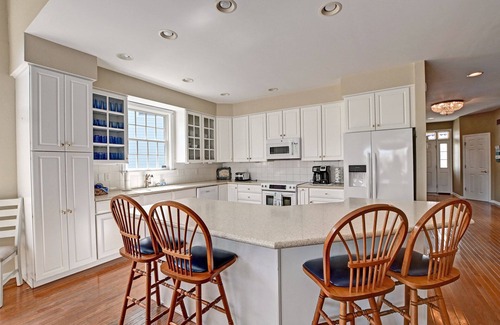 Ocean View Casa | Newly Updated 7 bedroom home located in the Bear Trap Dunes Community. Sleeps 20. Excellent Amenities! WIFI, Community Pool, Shuttle to the Beach, Tennis, and more!