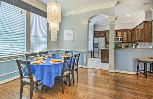 Washington Ave./ Memorial Park Casa | Newly updated, bright & airy townhouse!