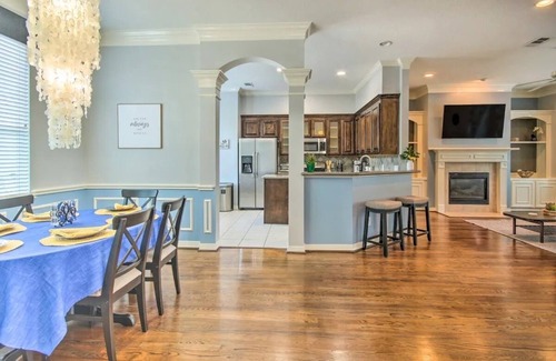 Washington Ave./ Memorial Park Casa | Newly updated, bright & airy townhouse!