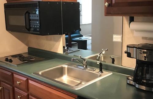 Hendersonville Apartamento | Edificio Hendersonville Main Street Efficency 6ta planta Skyland recientemente renovado