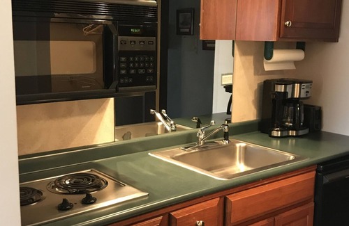 Hendersonville Apartamento | Edificio Hendersonville Main Street Efficency 6ta planta Skyland recientemente renovado