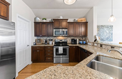 Corpus Christi Casa | Newly updated- Mermaid Cove, Padre Island -Whitecap Beach - Across the Gulf!