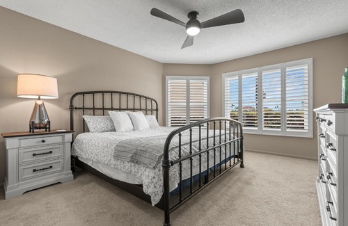 Isla del Sol Apartamento | Newly Updated St. Pete 2-BR Condo on Isla Del Sol