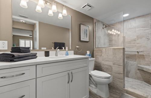 Isla del Sol Apartamento | Newly Updated St. Pete 2-BR Condo on Isla Del Sol