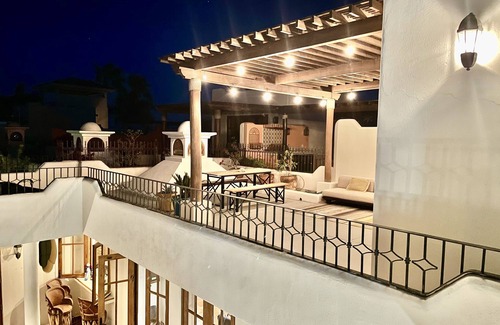 Nopolo Casa | Newly Updated Villa Oceanview in Coveted Founders pets too