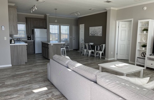 Lake Alfred Casa | Newly Vacation Home with Lake view
