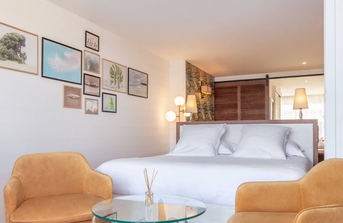 Saint-Cyprien Plage Cabina | Newport Pavilion by Lagoon Island