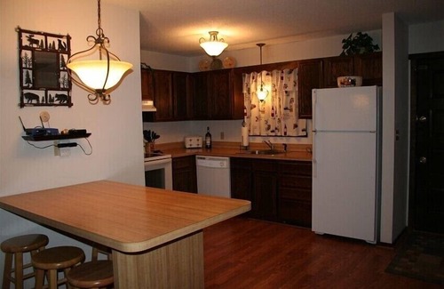 Village at Camelback Casa | Ski Camelback - True Slope Side - Ski on / off - Early check in special