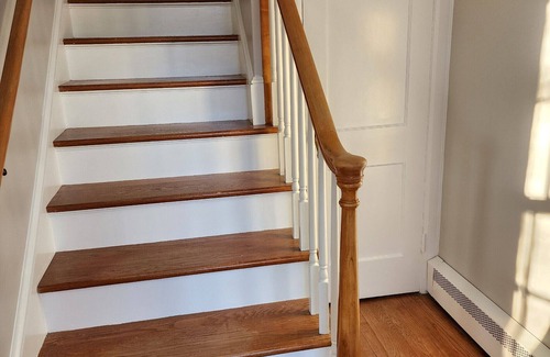 Miller Southside Casa | Next to campus! Easily walk to downtown and other amenities.