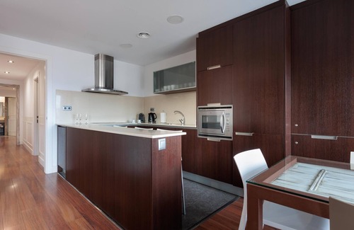 La Nova Esquerra de l'Eixample Apartamento | Junto a la estación de trenes y la feria de Barcelona