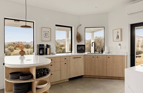 Pioneertown Casa | Nexus By The CoHost Company