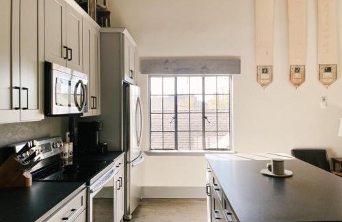 Downtown Knoxville Apartamento | Neyland View Condo - Heart of Downtown Knoxville