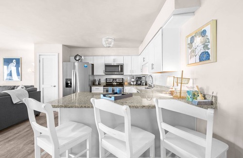 Seacrest Condominio | Ground floor gulf front beach Blue Tide condo between Alys beach & The Hub.
