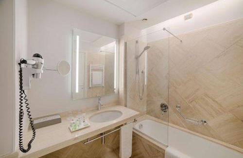 Quartiere XIII Aurelio Hotel | NH Roma Villa Carpegna