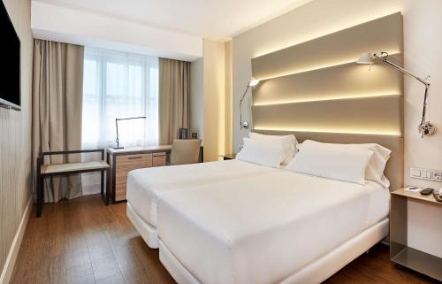 Les Corts Hotel | NH Sants Barcelona