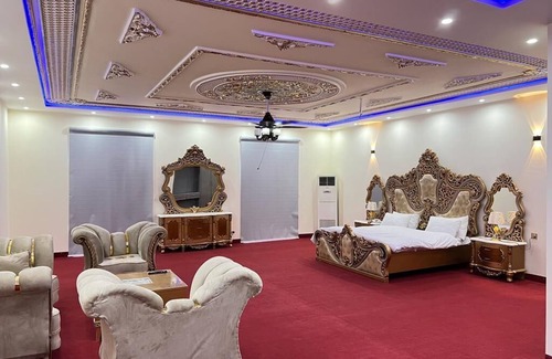 Punjab Hotel | Niagara Falls Bahawalpur