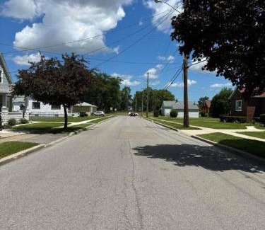Cheektowaga Casa | Niagara Falls, Highmark, Buffalo Vacation House
