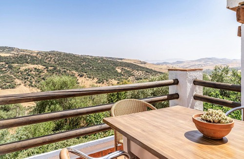 Antequera Casa | Amazing home in Villanueva de la Conce
