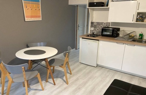 Saint-Martin-aux-Chartrains Apartamento | Nice apartment between Deauville and Pont-L'Evêque