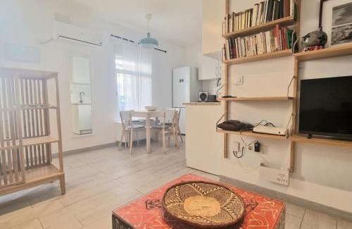 Leon XIII-Los Naranjos Apartamento | Nice 2-bedroom apartment in downtown Seville Dionisio