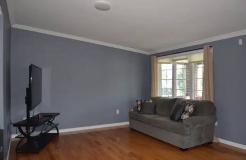 Westville Casa | Nice 2-bedroom bungalow, handicap friendly