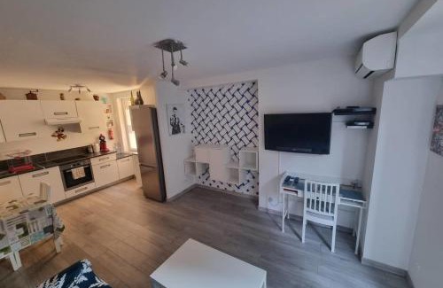 Saint-Raphael Apartamento | Nice 43m with garden near the Old Port
