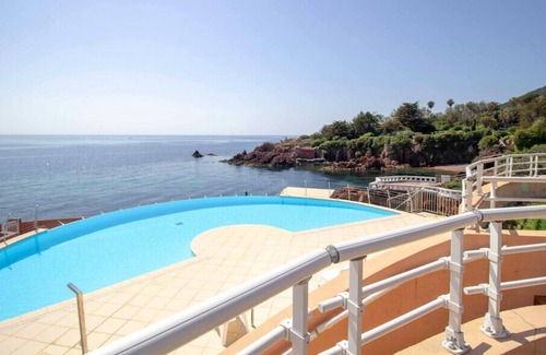 Le Trayas Apartamento | Nice 51 M² With Terrace Pool And Sea View
